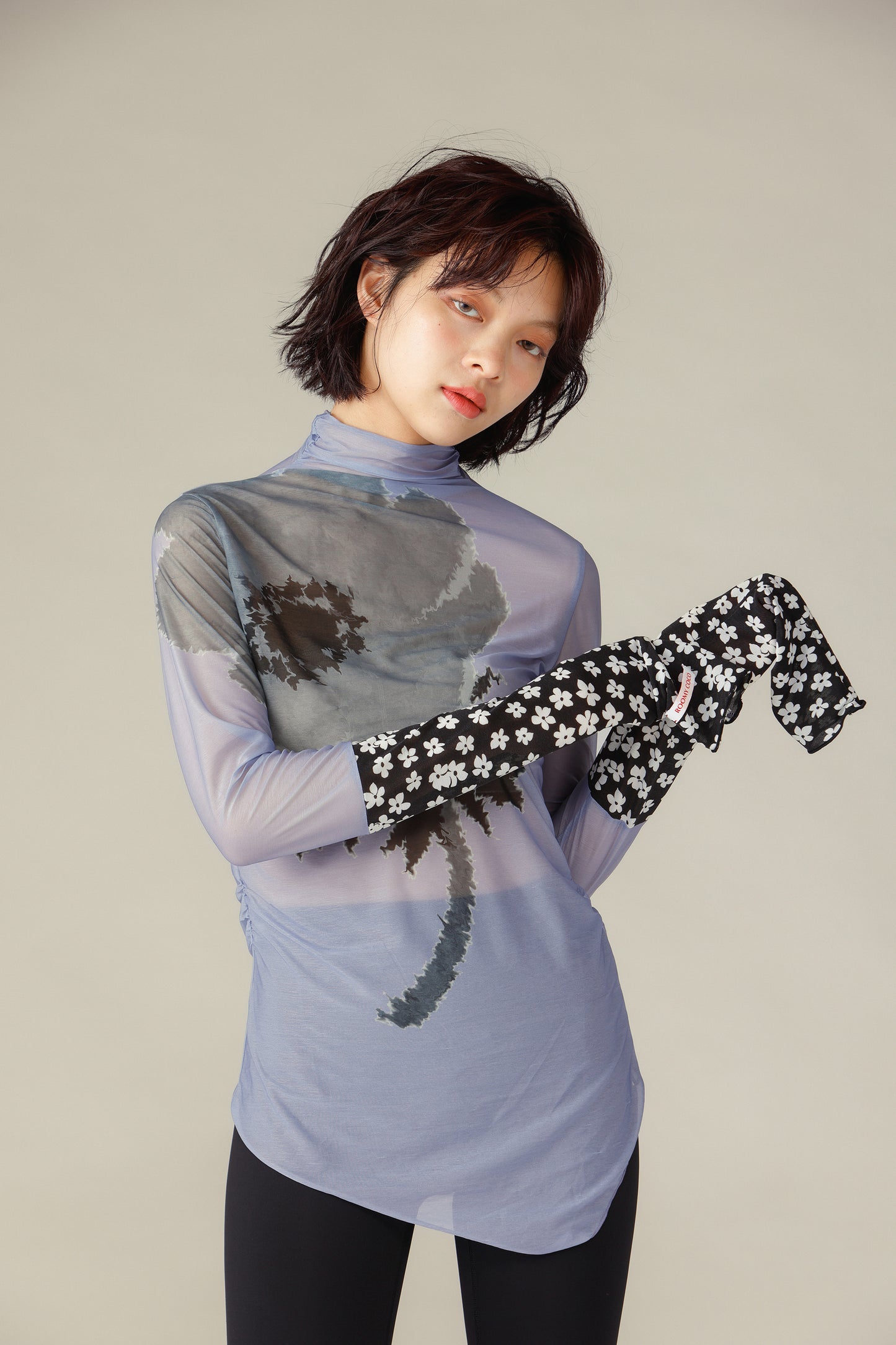 Switched Sleeves Sheer Tops / Blue