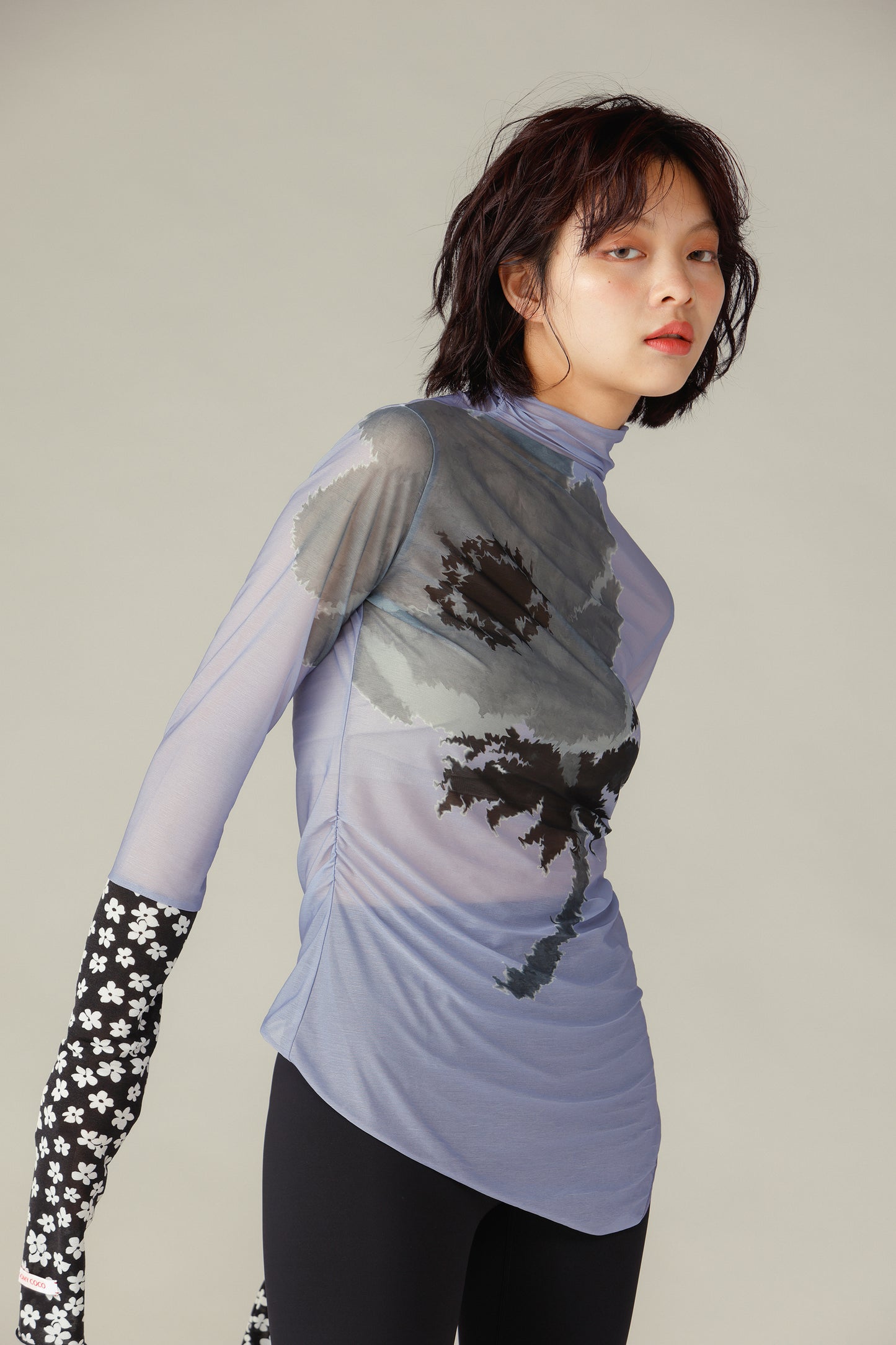 Switched Sleeves Sheer Tops / Blue