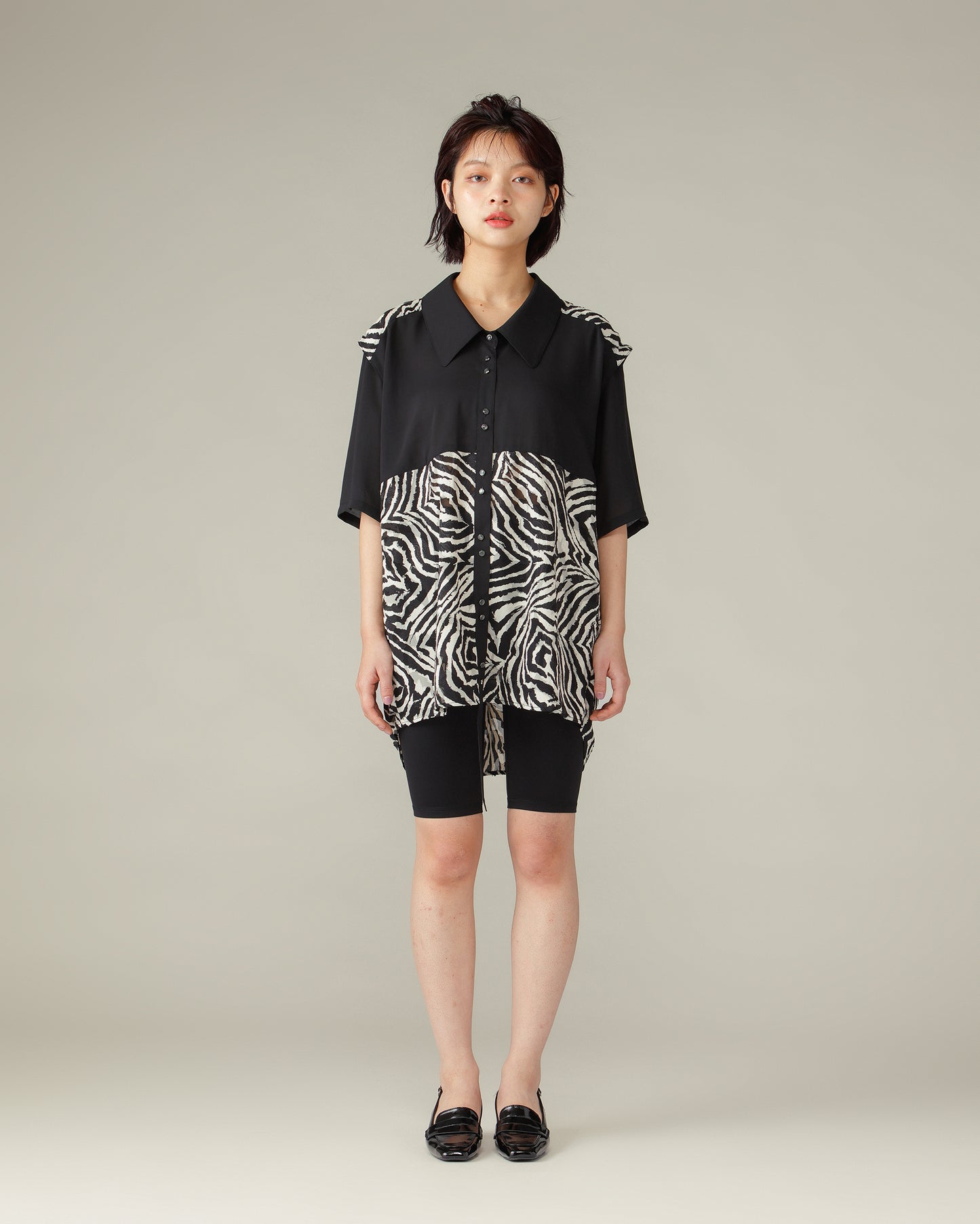 Roomy Shirt / Black