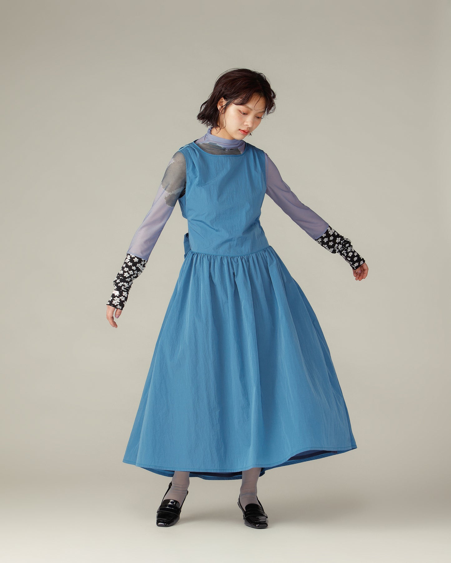 Waist Ribbon Gathered Dress / Blue