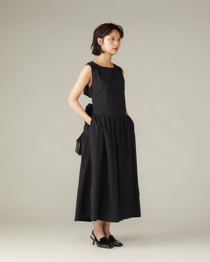 Waist Ribbon Gathered Dress / Black