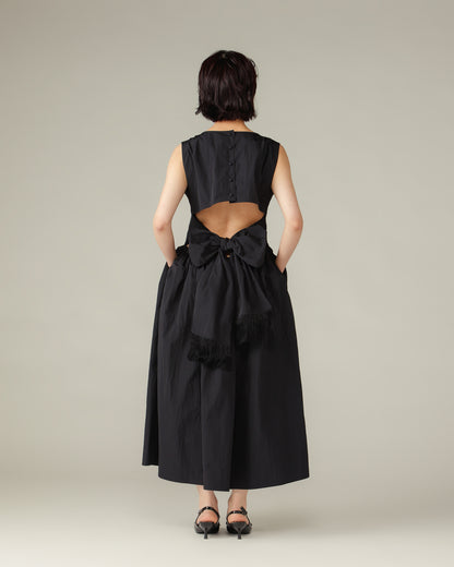 Waist Ribbon Gathered Dress / Black